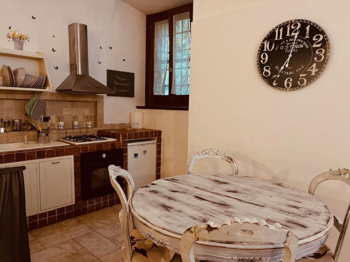 L'Antico Pozzo Apartment Сулмона Екстериор снимка