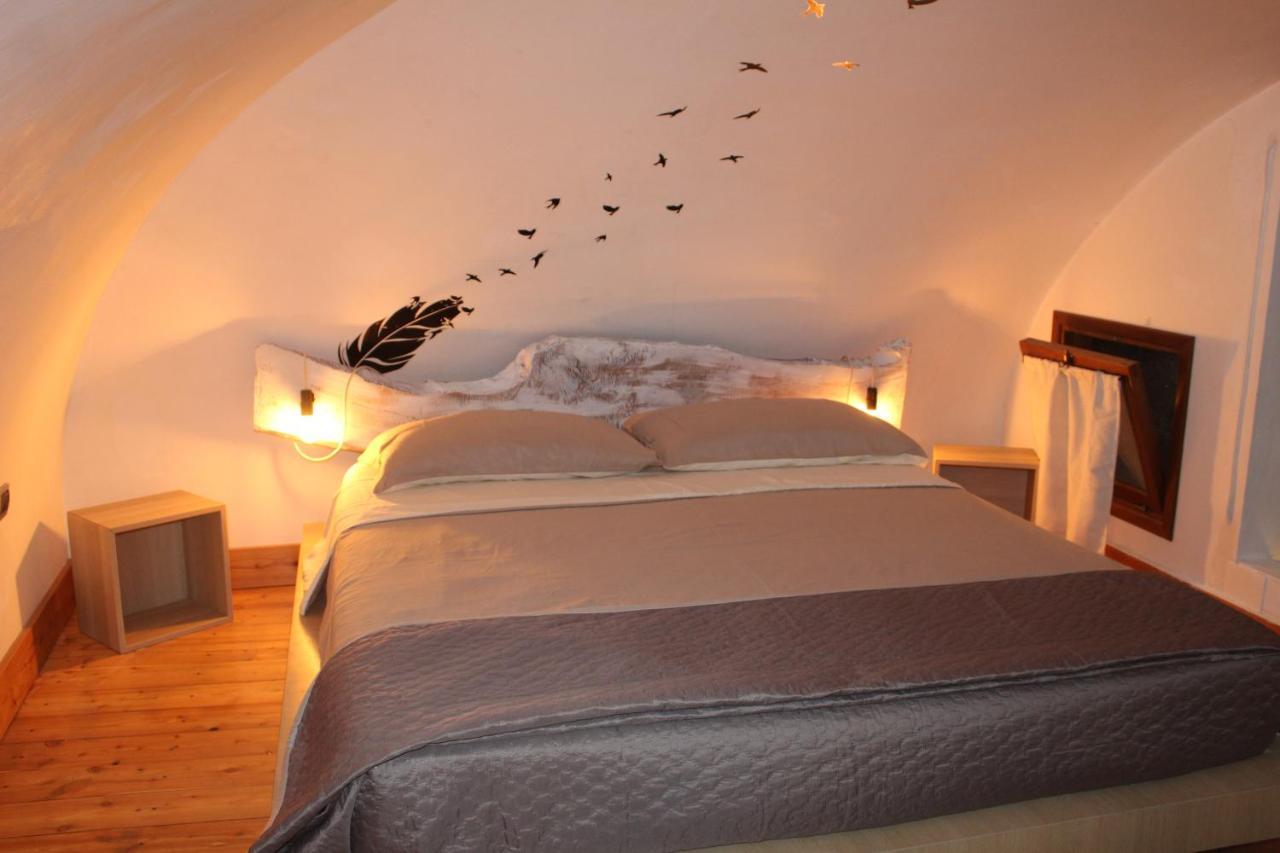 L'Antico Pozzo Apartment Сулмона Екстериор снимка